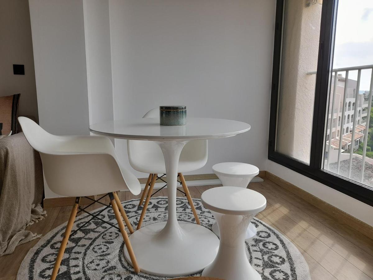 Marina Bella Apartment Cogolin Bagian luar foto